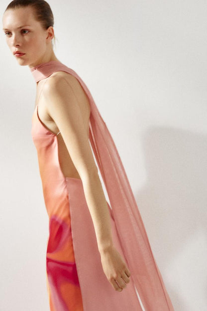 Vestido largo estampado con foulard a juego