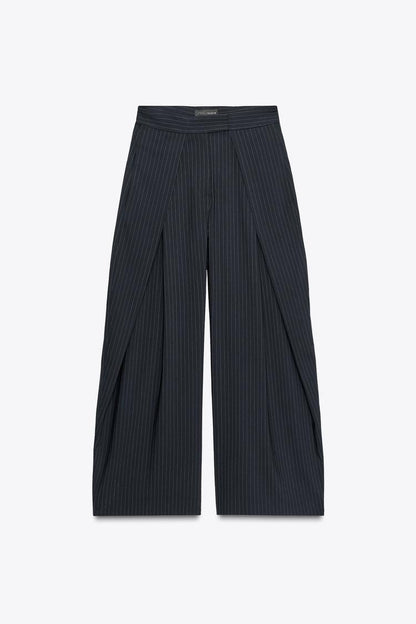 Pantalón de tiro alto con raya diplomática