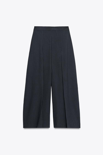Pantalón de tiro alto con raya diplomática